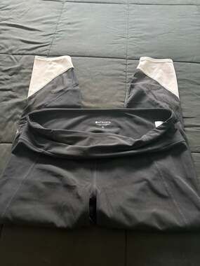 Athleta Women's Colorblock Mesh Leggings Black White Size XL